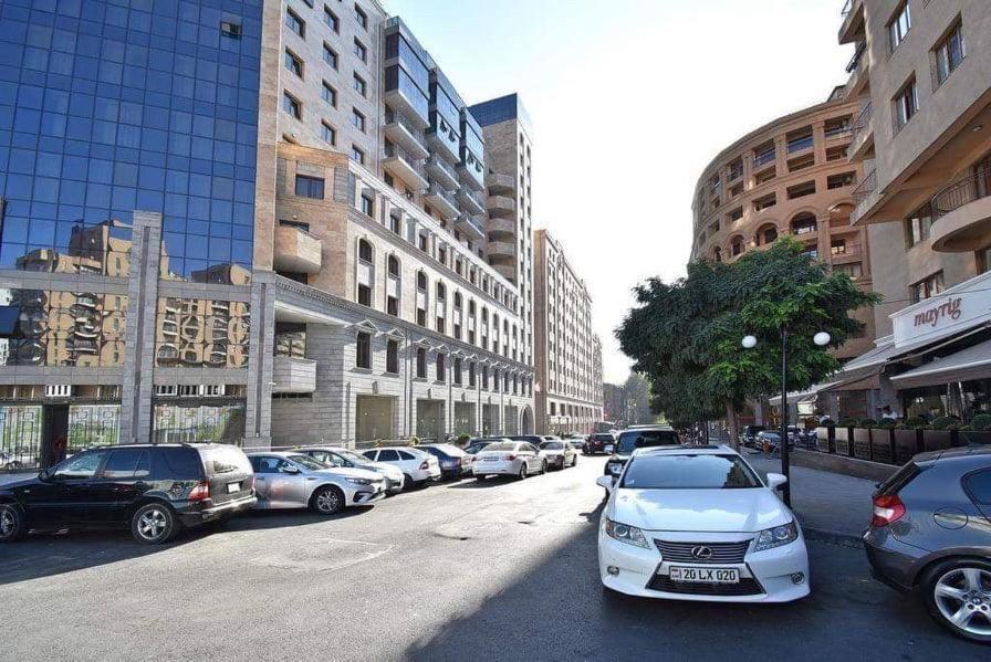 City Central Apartment 예레반 외부 사진